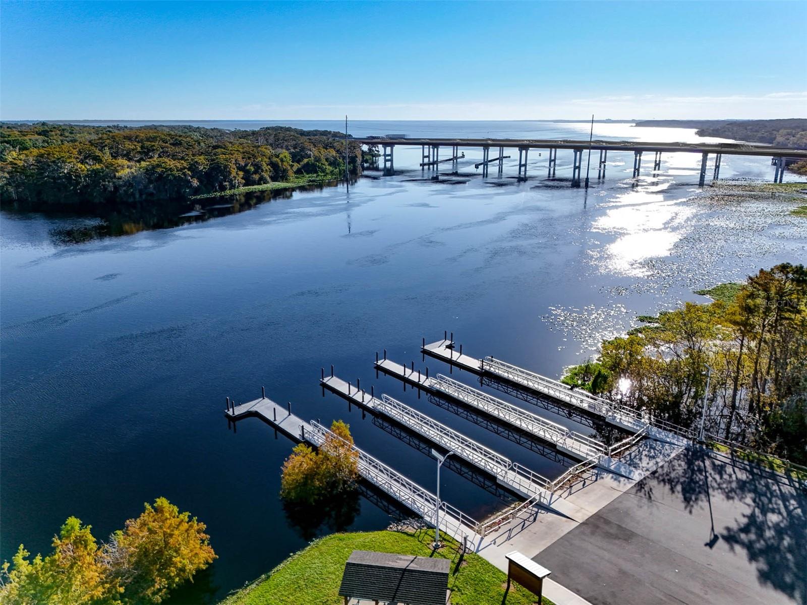 305 PLATFORM LN, DEBARY, FL, 32713