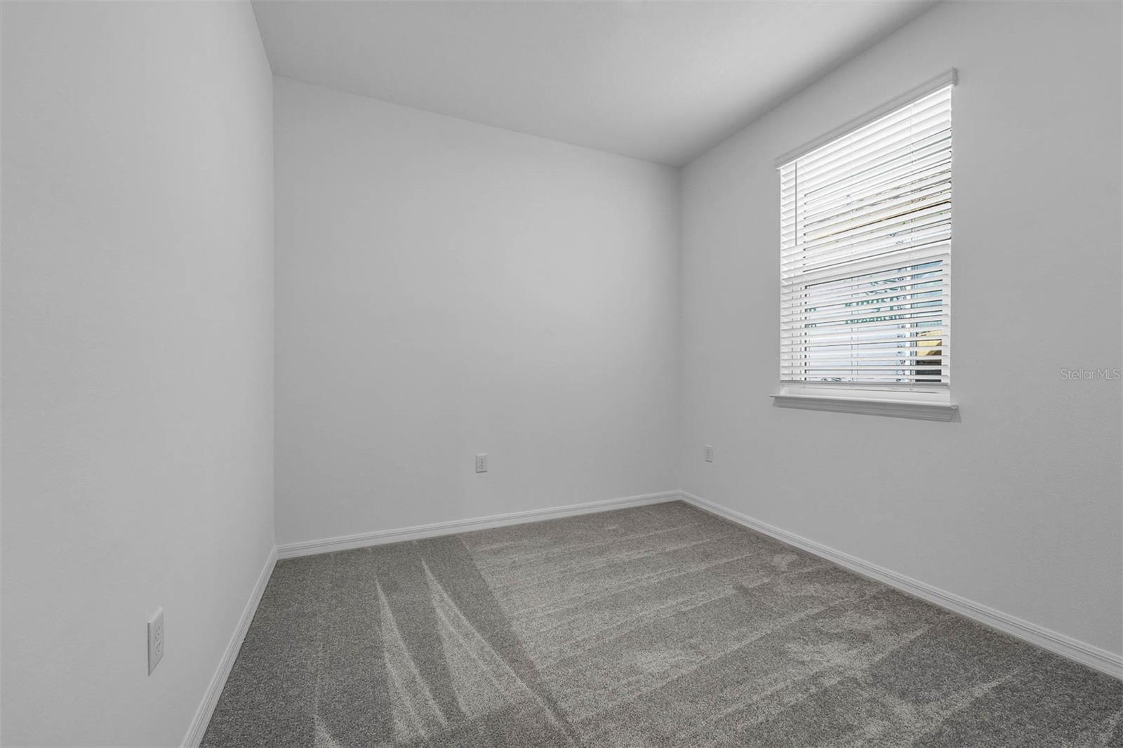 305 PLATFORM LN, DEBARY, FL, 32713