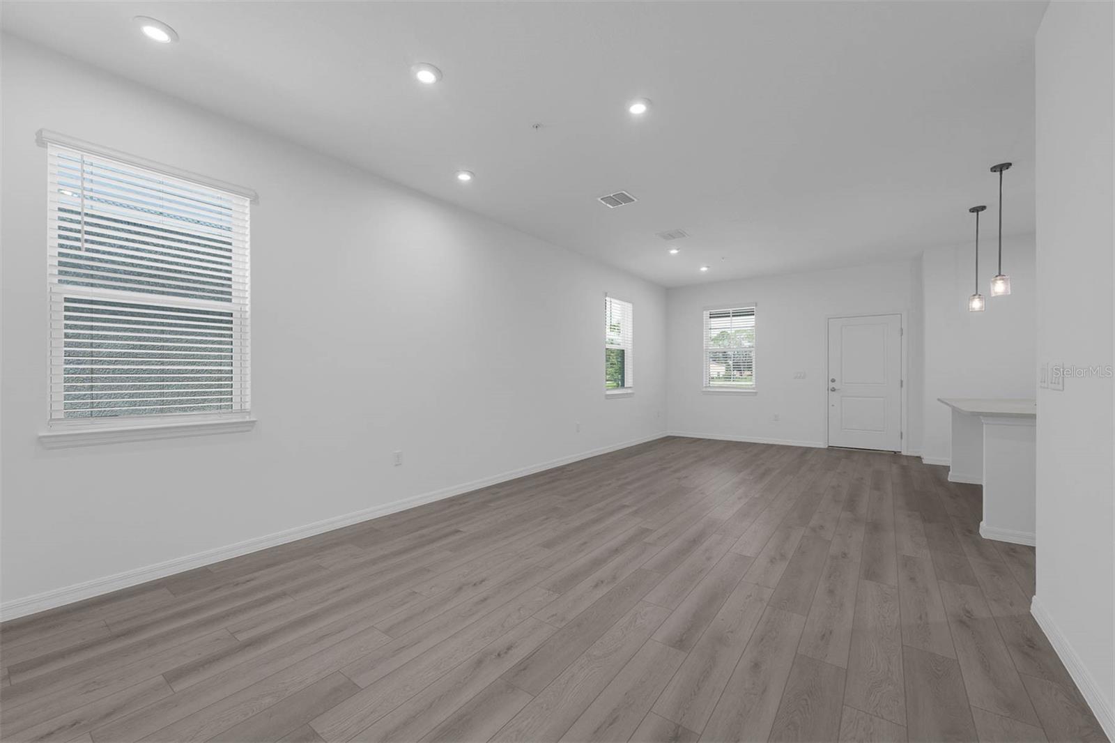 305 PLATFORM LN, DEBARY, FL, 32713