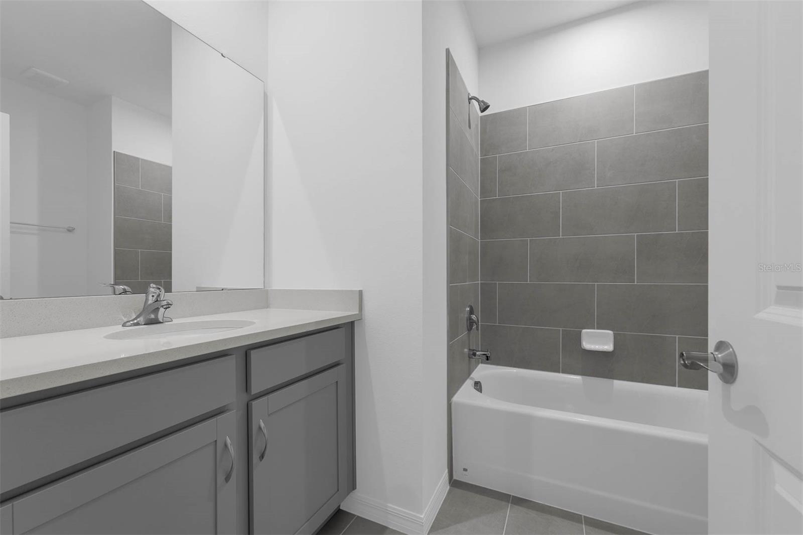 305 PLATFORM LN, DEBARY, FL, 32713