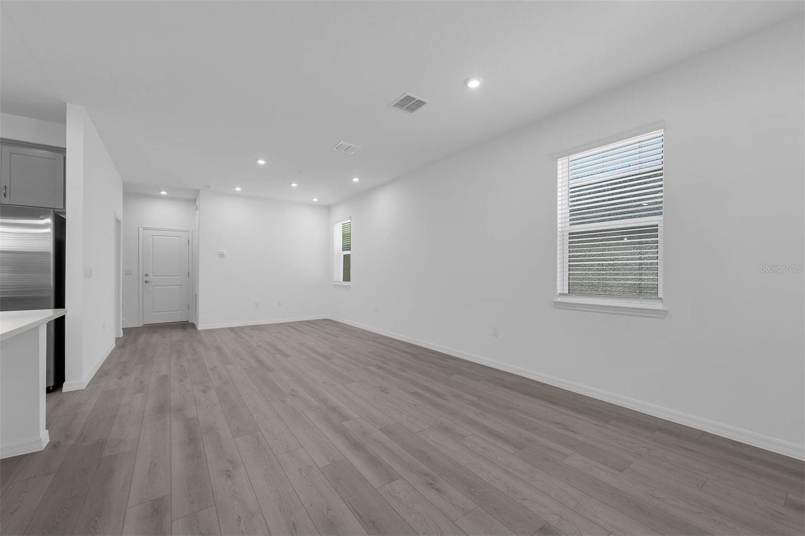 305 PLATFORM LN, DEBARY, FL, 32713