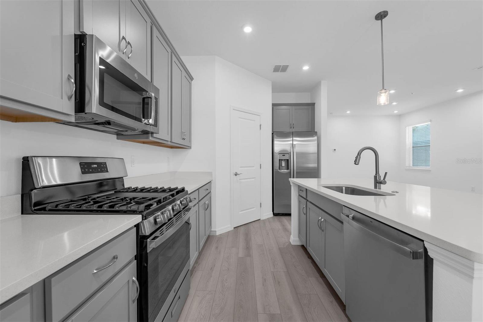 305 PLATFORM LN, DEBARY, FL, 32713