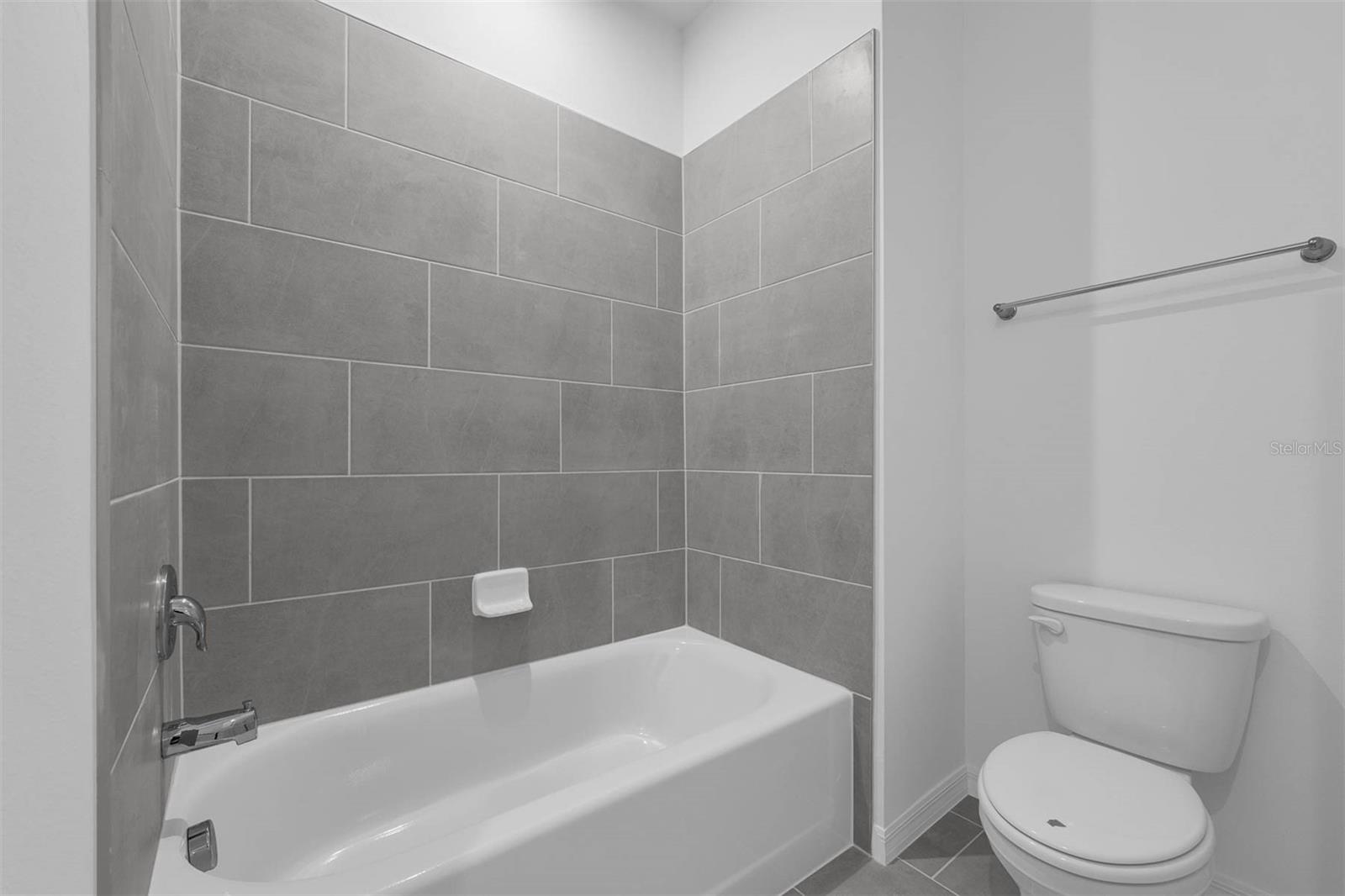 305 PLATFORM LN, DEBARY, FL, 32713