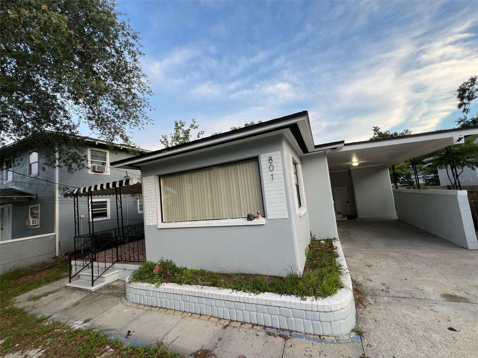 801 E LAKE AVE, TAMPA, FL, 33603