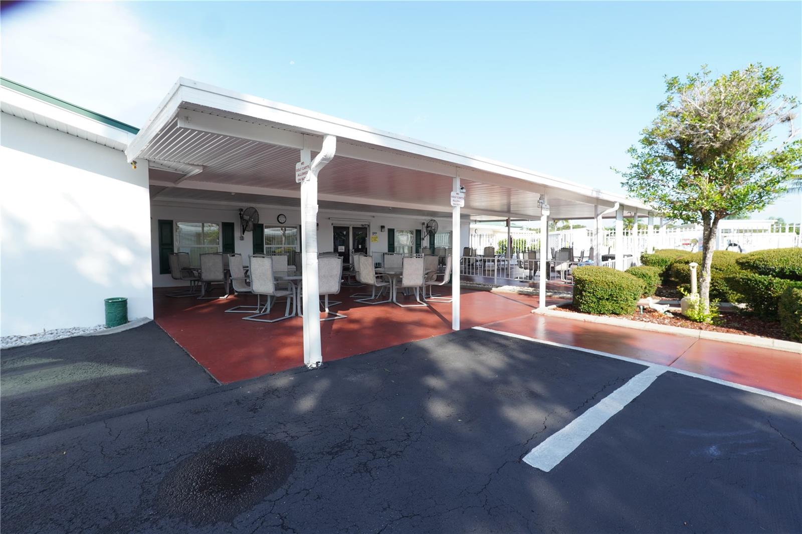 82402 NEW CIRCLE DR N #402, PINELLAS PARK, FL, 33781