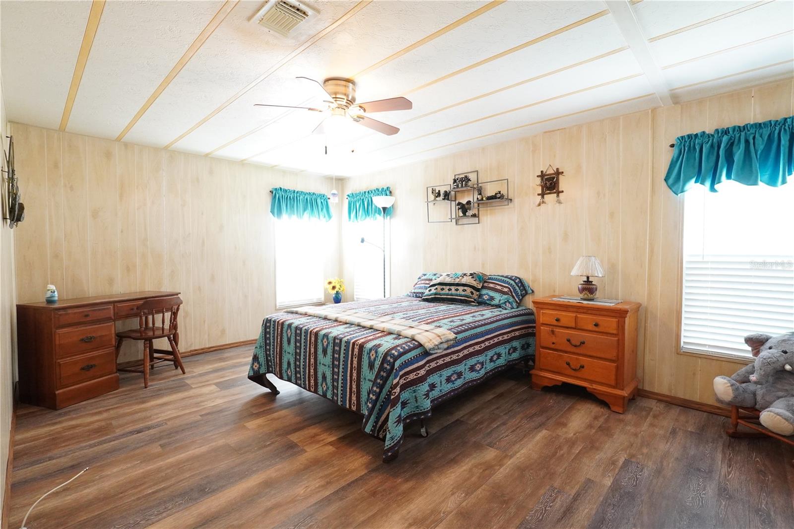 82402 NEW CIRCLE DR N #402, PINELLAS PARK, FL, 33781