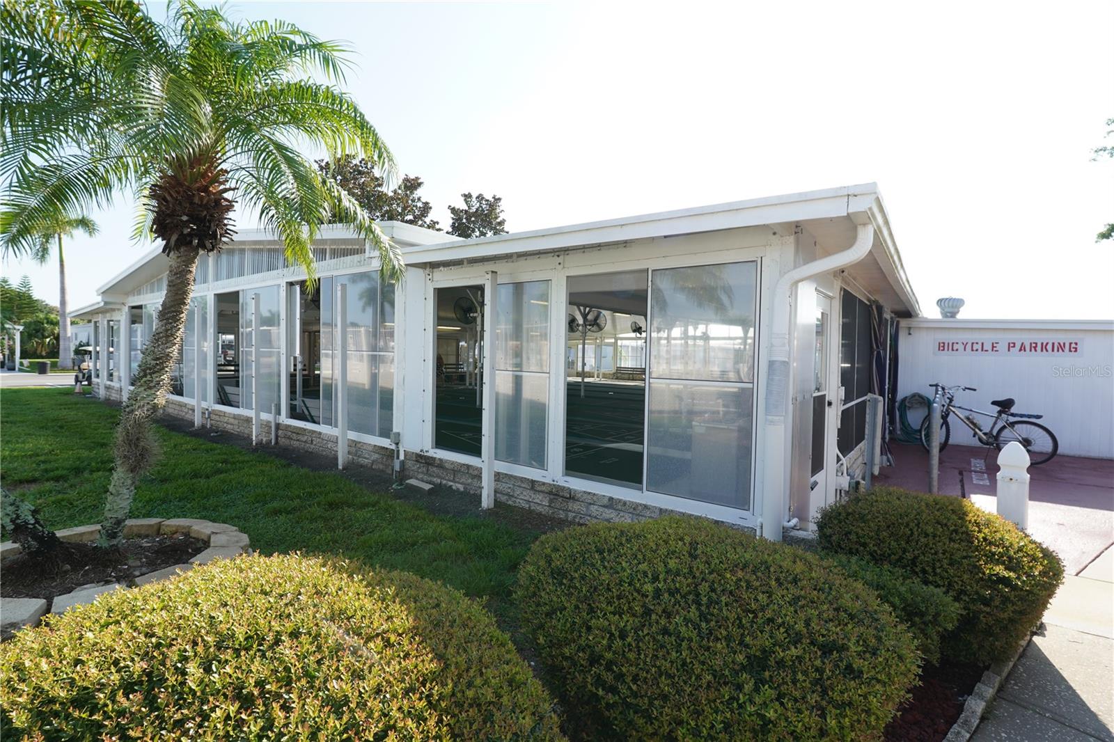 82402 NEW CIRCLE DR N #402, PINELLAS PARK, FL, 33781