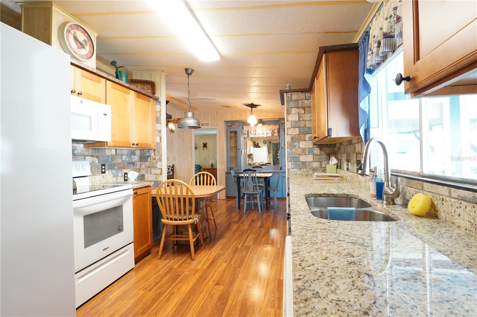 82402 NEW CIRCLE DR N #402, PINELLAS PARK, FL, 33781