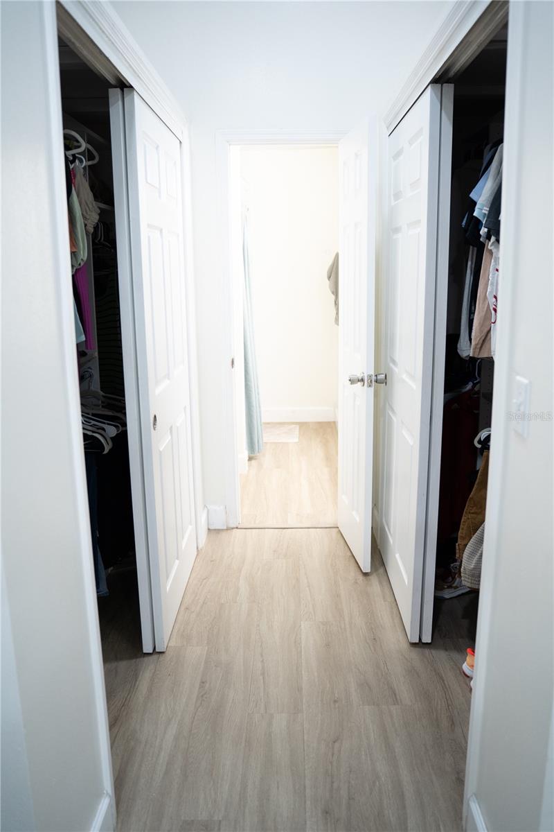 9468 FOREST HILLS CIR, TAMPA, FL, 33612