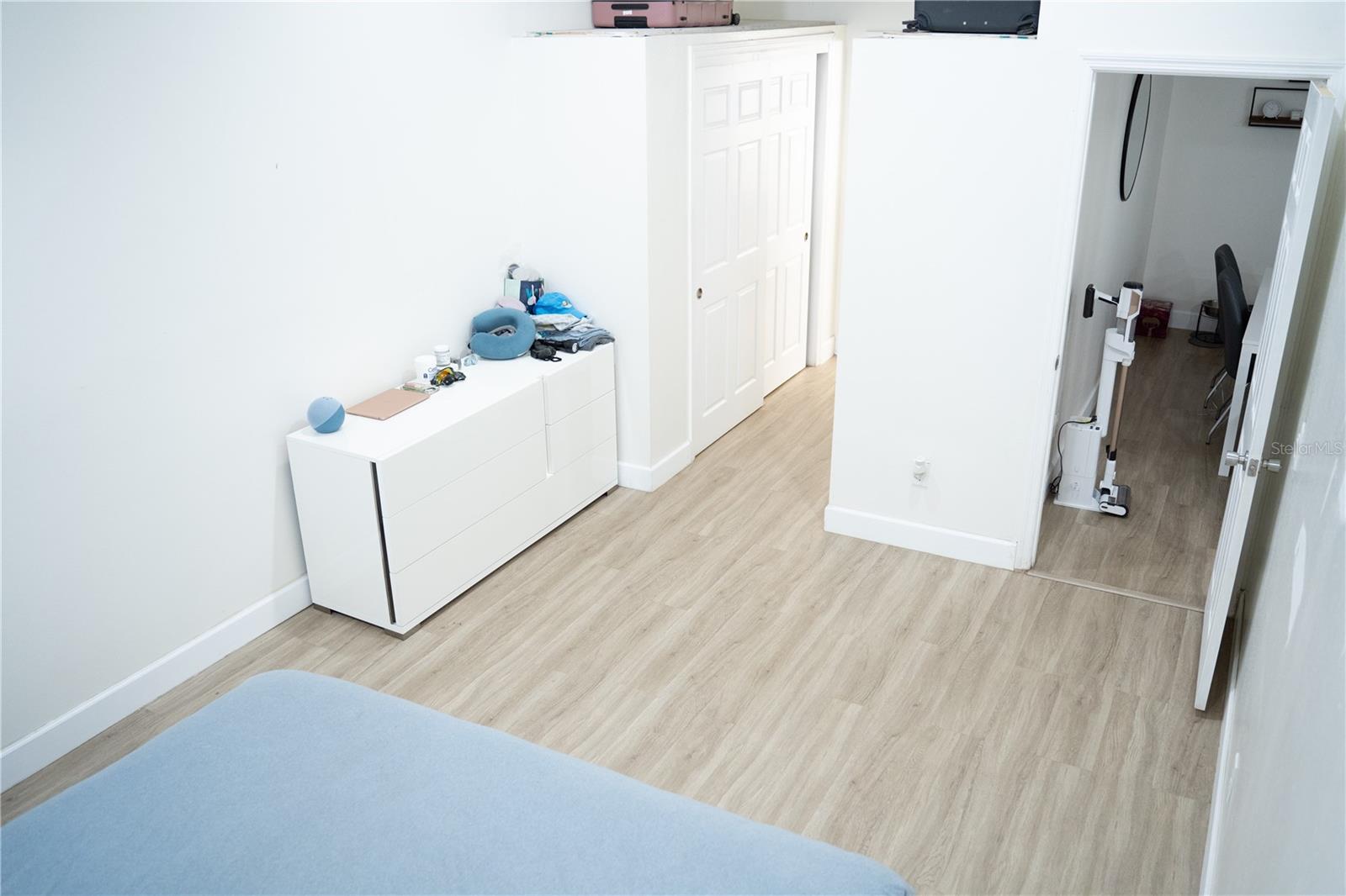 9468 FOREST HILLS CIR, TAMPA, FL, 33612