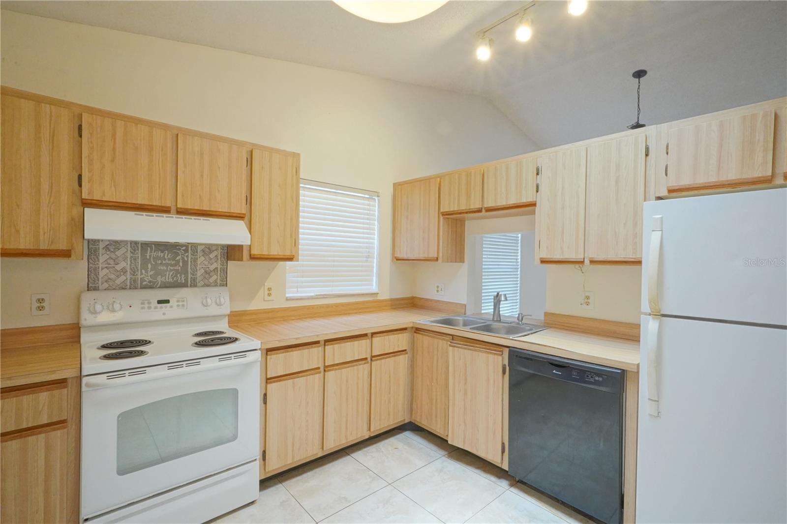 3725 HARDWOOD CT, MELBOURNE, FL, 32935