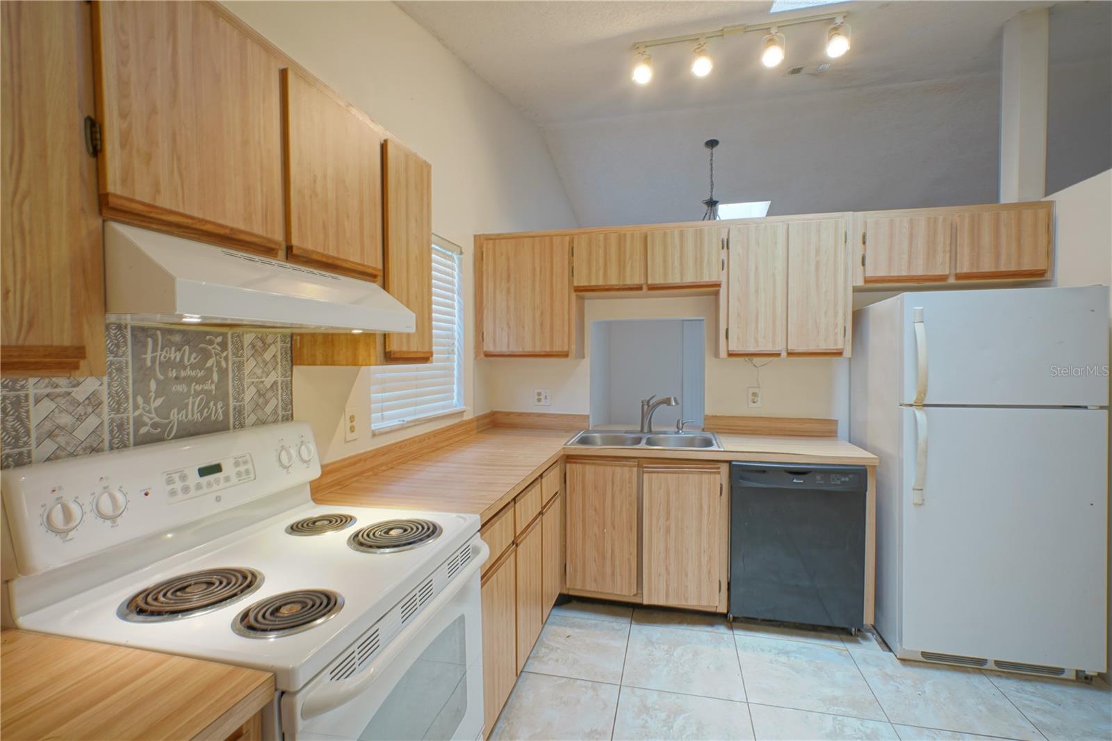 3725 HARDWOOD CT, MELBOURNE, FL, 32935