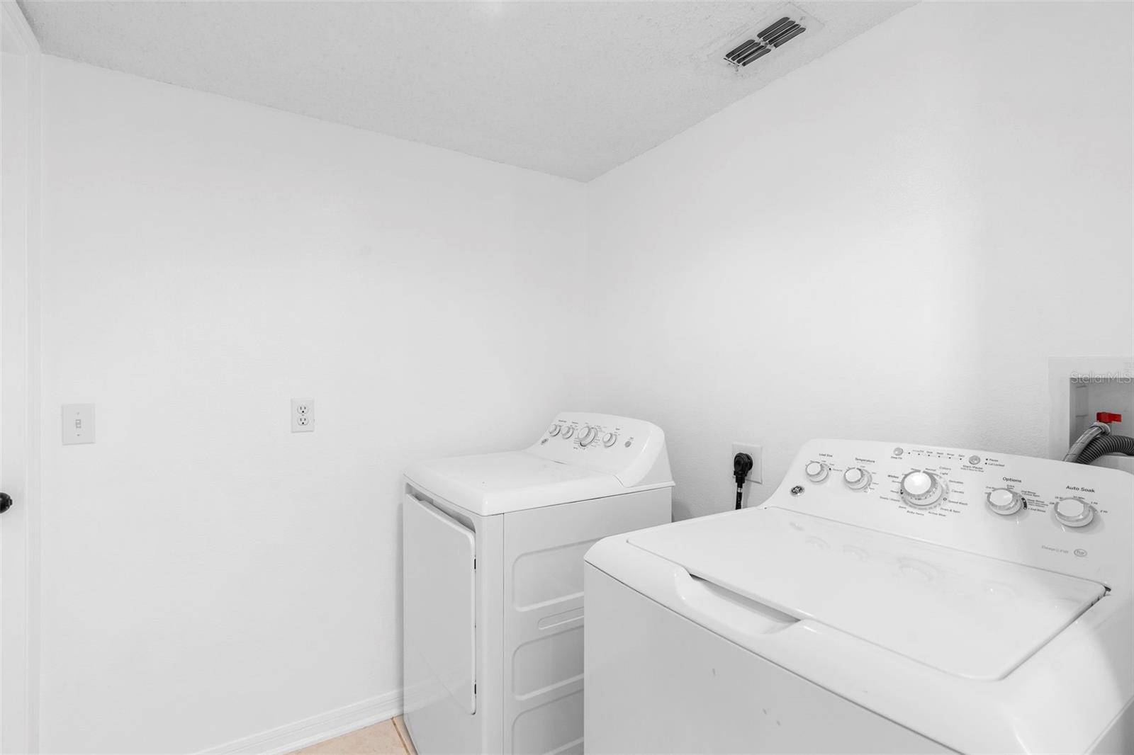 1683 KEELING DR, DELTONA, FL, 32738