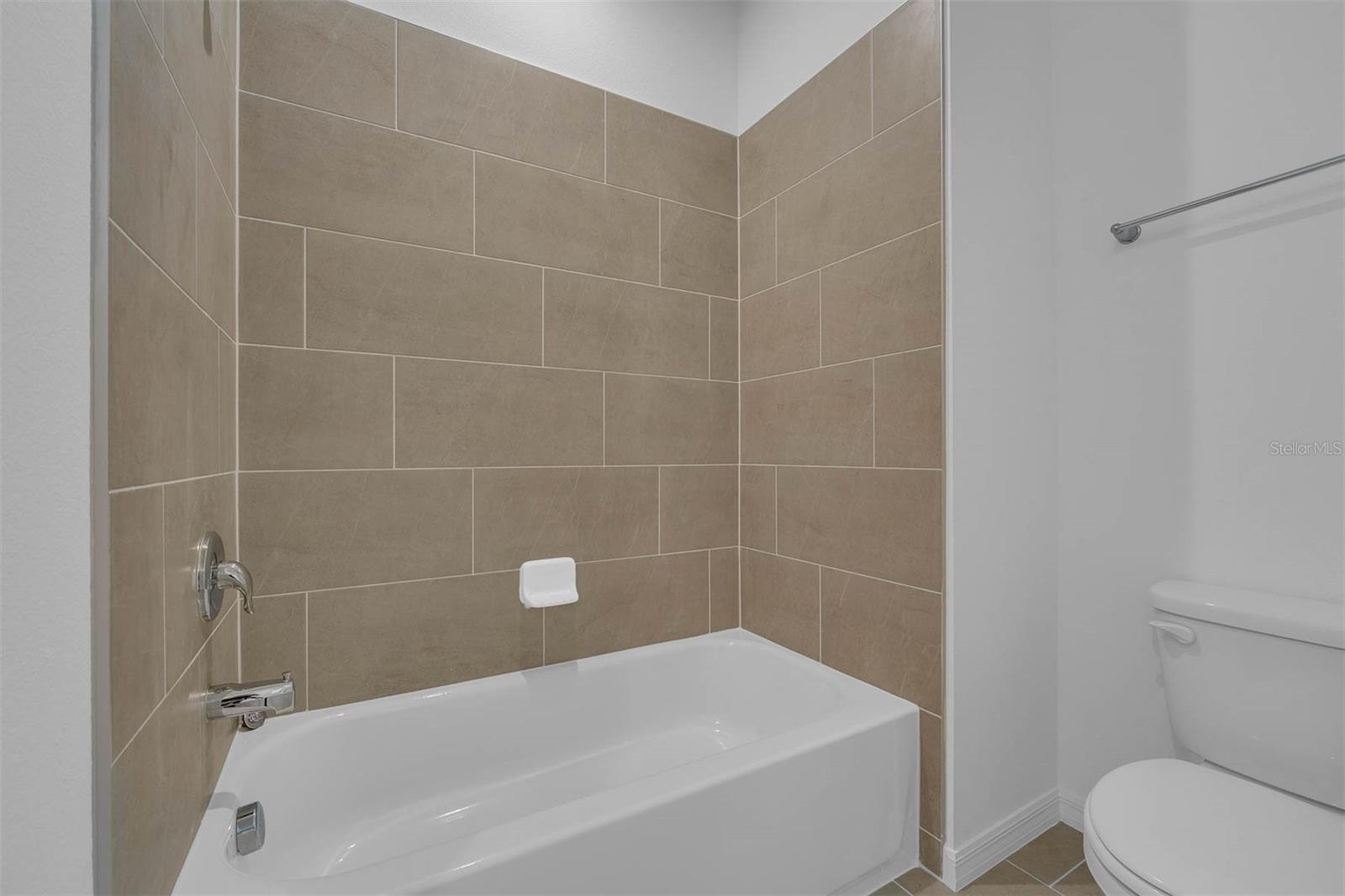 469 BELMOND DR, DEBARY, FL, 32713