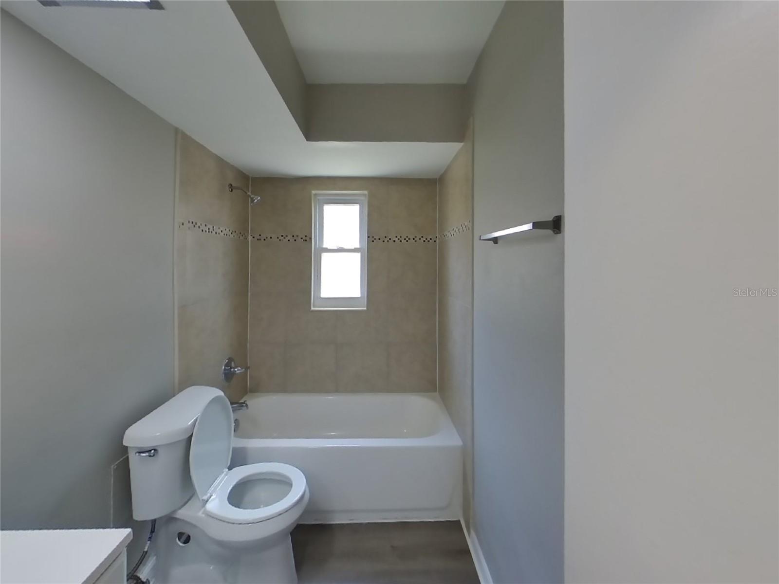 202 VALLEY DR, BRANDON, FL, 33510