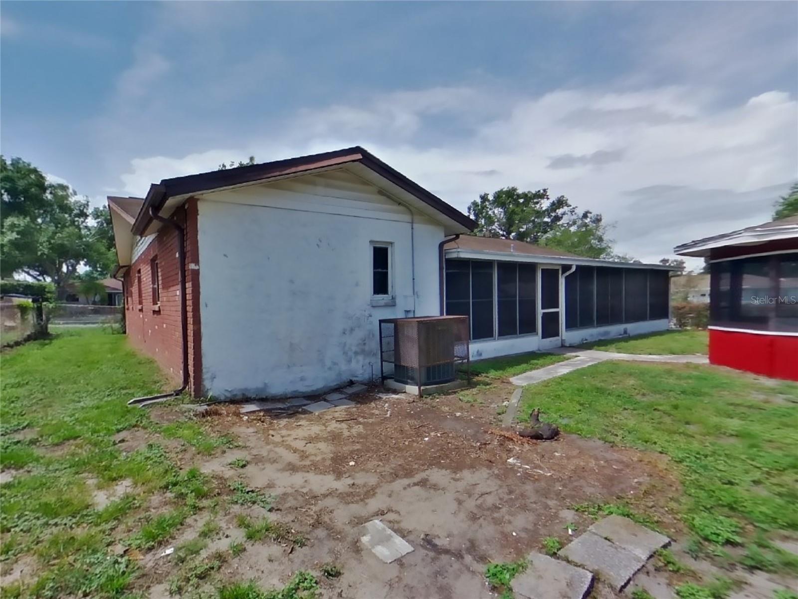 202 VALLEY DR, BRANDON, FL, 33510