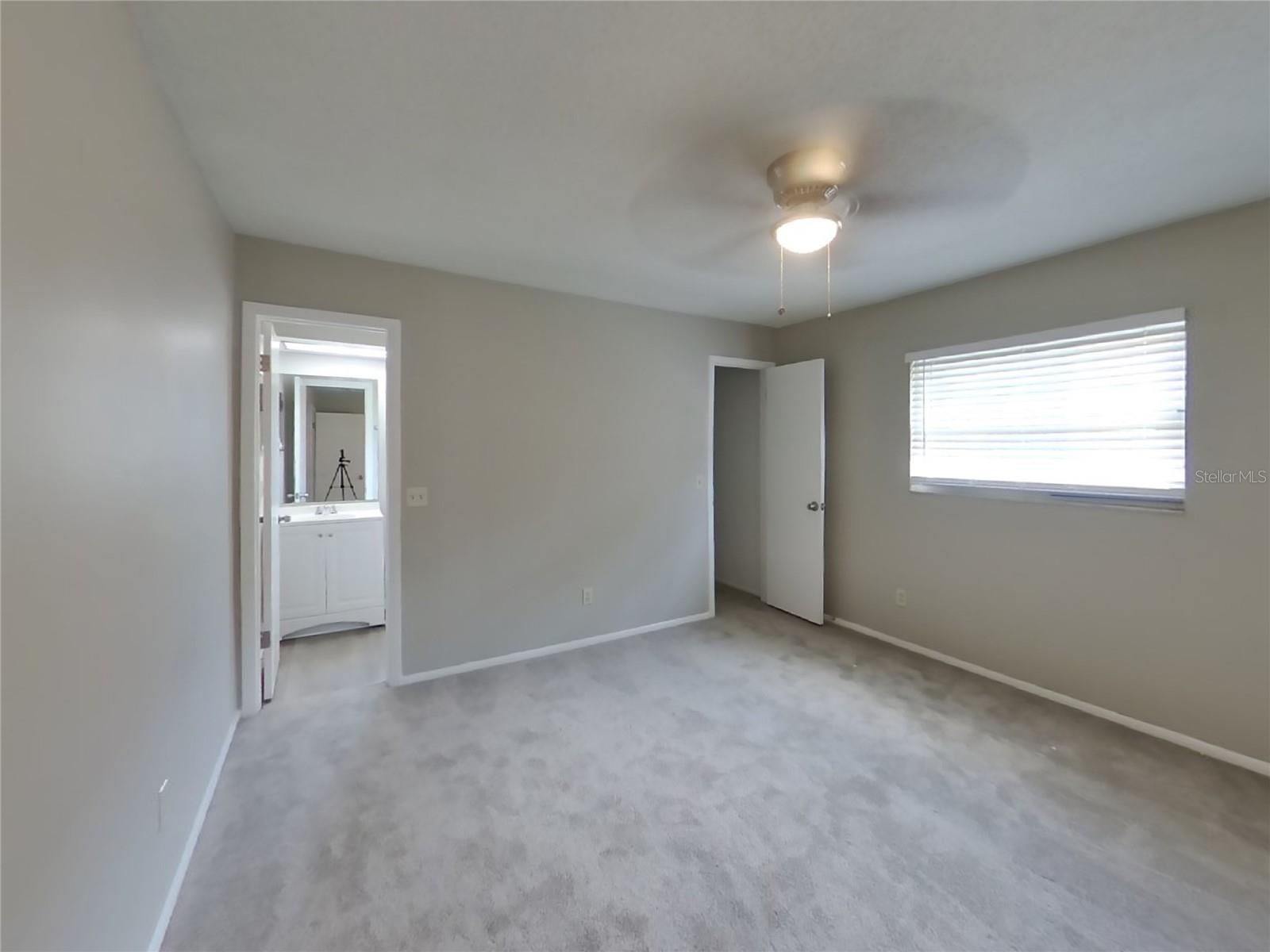 202 VALLEY DR, BRANDON, FL, 33510