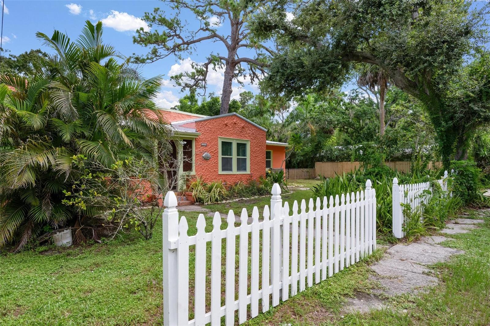 1225 46TH ST, SARASOTA, FL, 34234