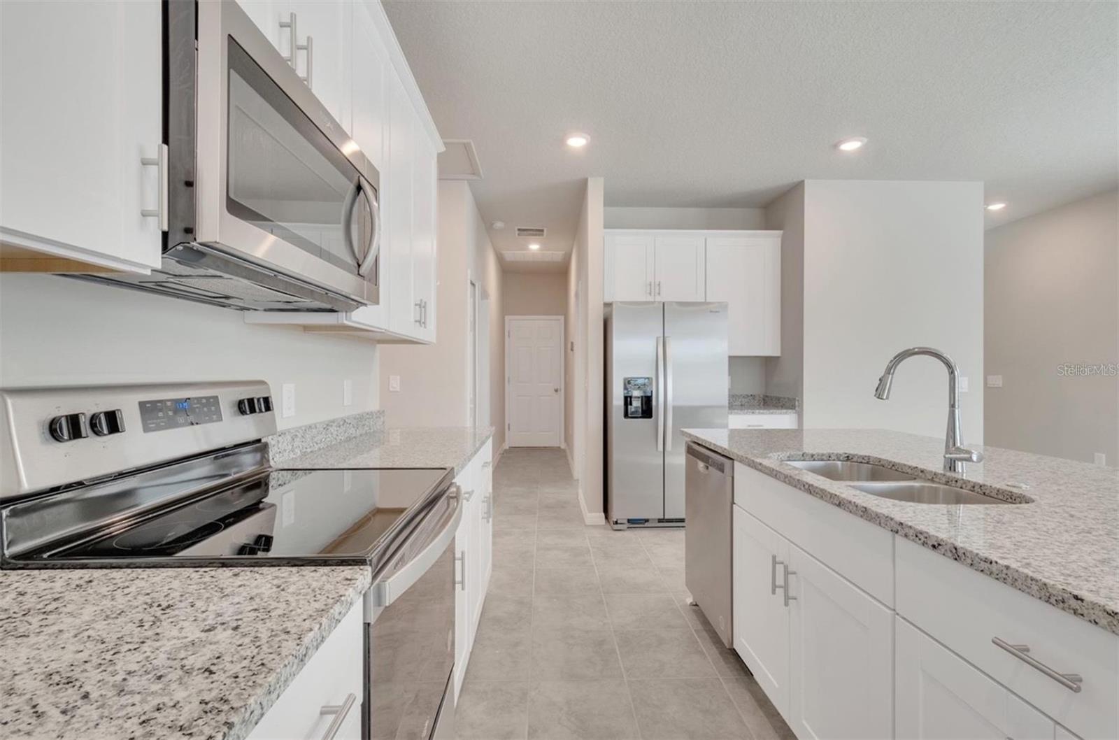 2301 MYSTIC MAZE LN, CLERMONT, FL, 34715