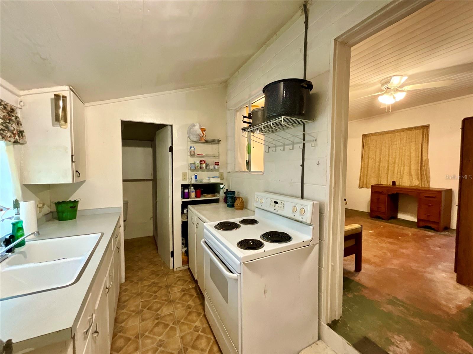 16518 SE 207TH ST, HAWTHORNE, FL, 32640