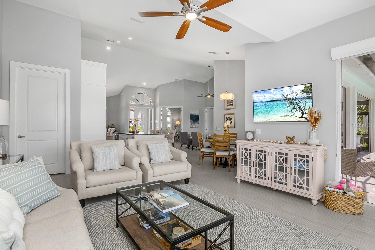 A4658963 Property Photo