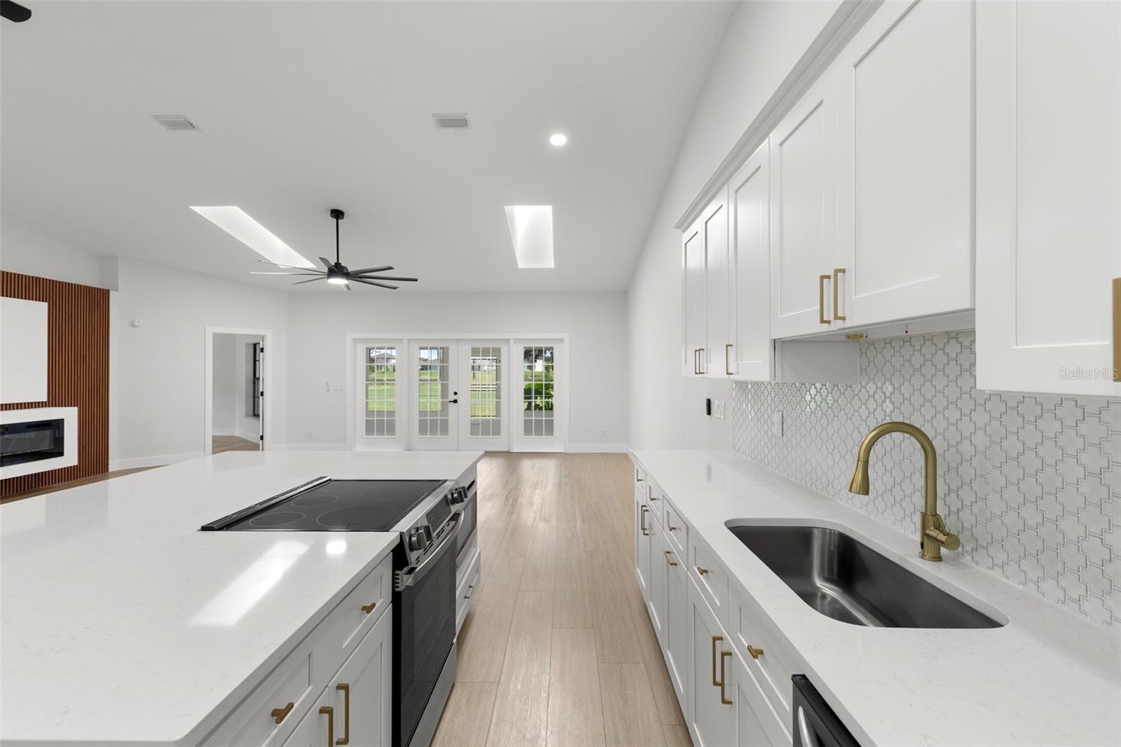 6549 BRENTWOOD DR, ZEPHYRHILLS, FL, 33542