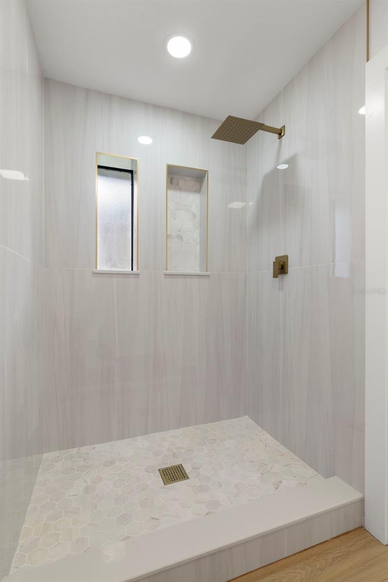 6549 BRENTWOOD DR, ZEPHYRHILLS, FL, 33542