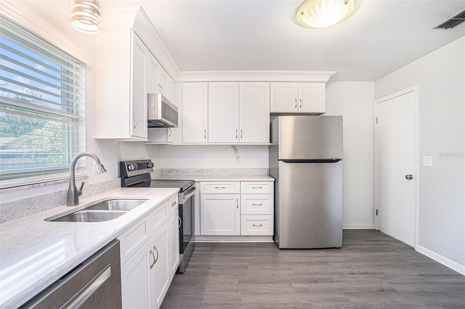 1902 CEDARBROOKE DR, LUTZ, FL, 33549