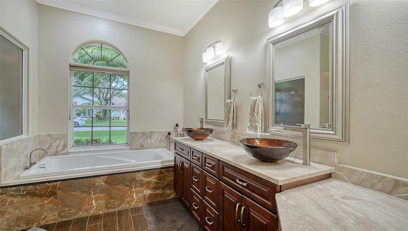 A4658969 Property Photo