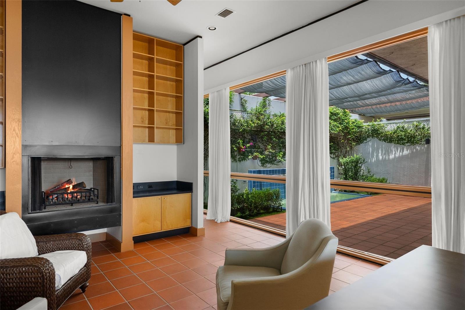 950 N LAKE OTIS DR SE, WINTER HAVEN, FL, 33880