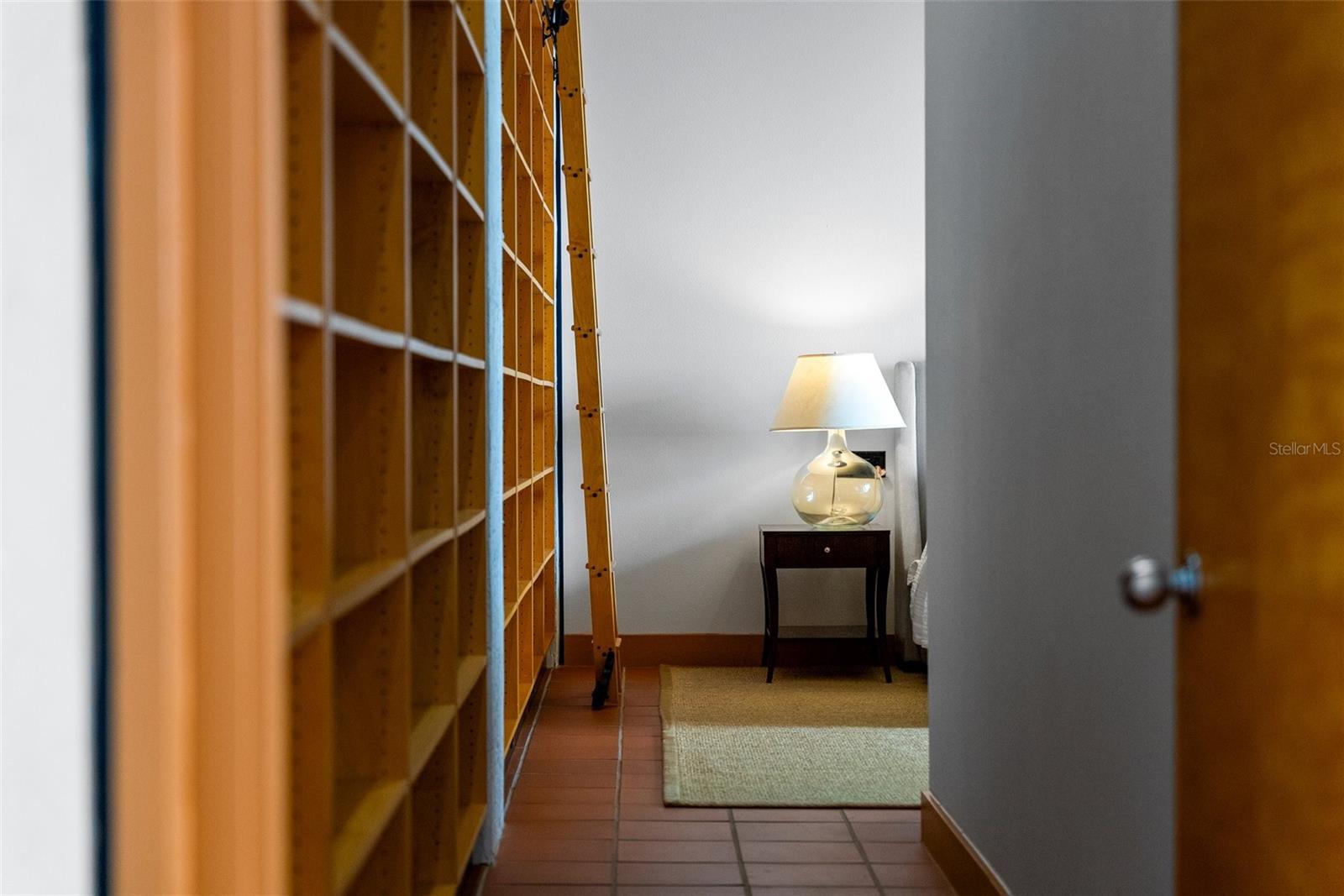 950 N LAKE OTIS DR SE, WINTER HAVEN, FL, 33880