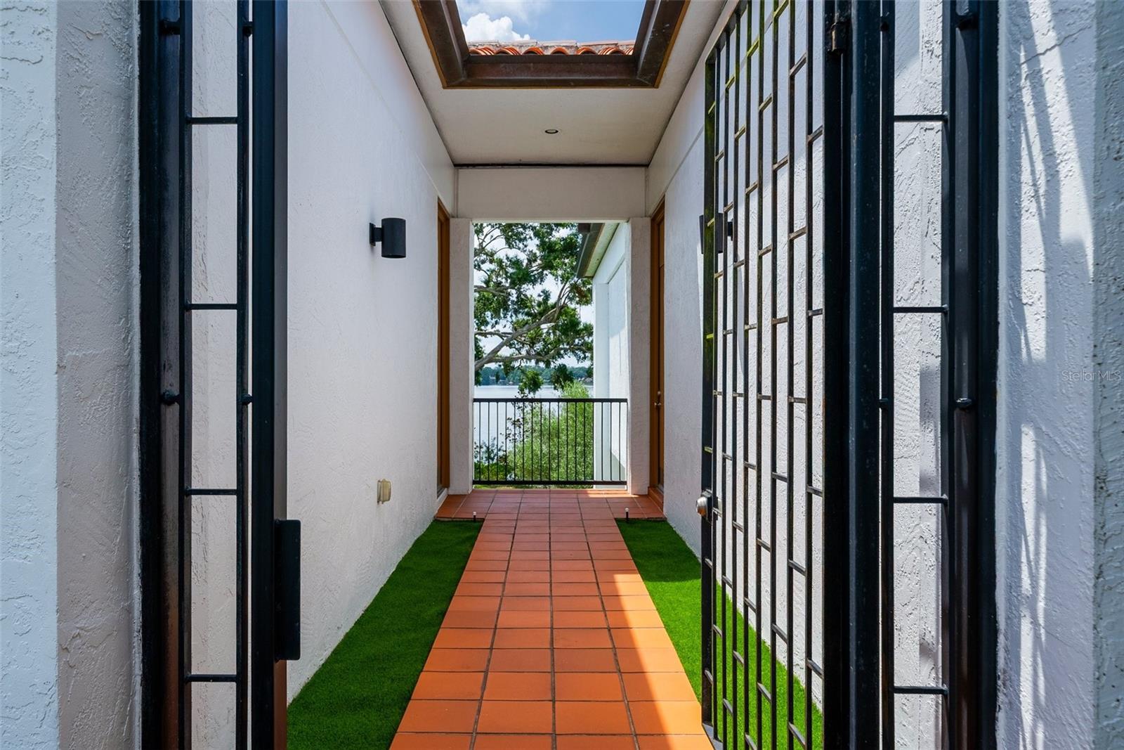 950 N LAKE OTIS DR SE, WINTER HAVEN, FL, 33880