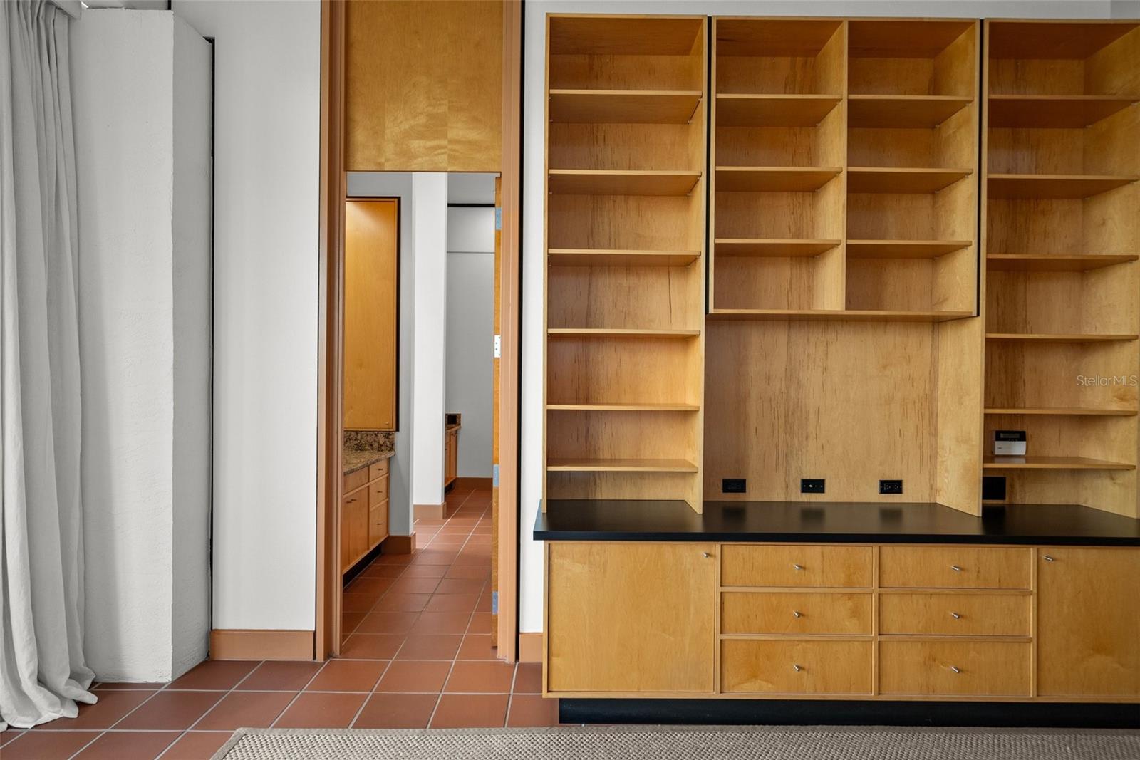 950 N LAKE OTIS DR SE, WINTER HAVEN, FL, 33880