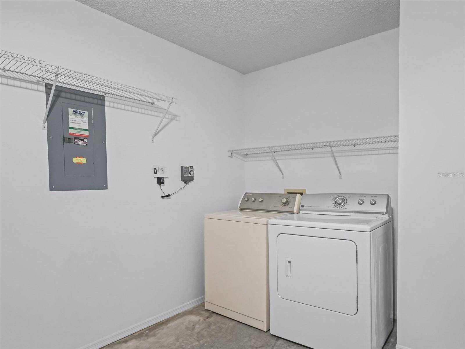 220 ESTRADA PL, THE VILLAGES, FL, 32159