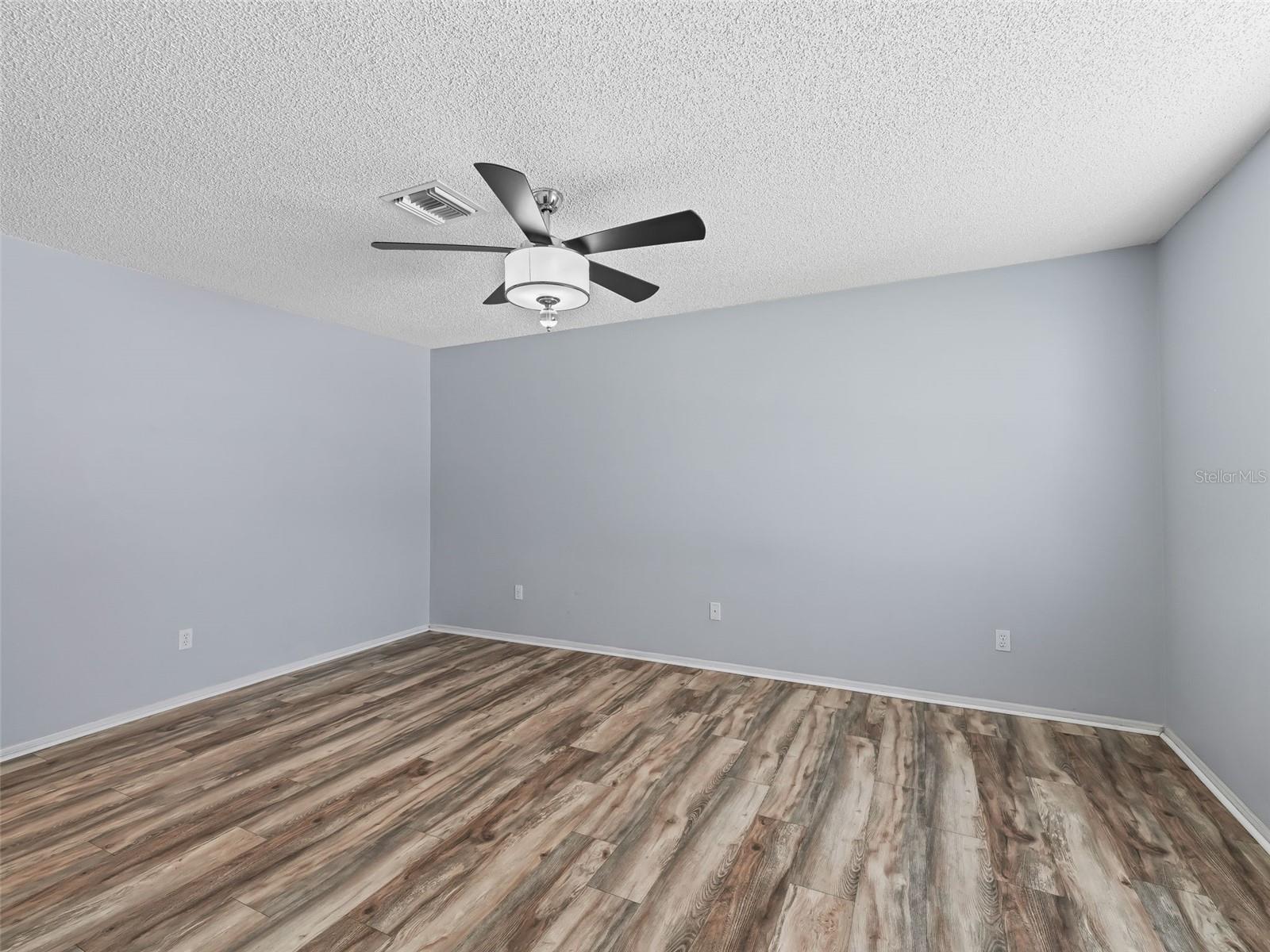 220 ESTRADA PL, THE VILLAGES, FL, 32159