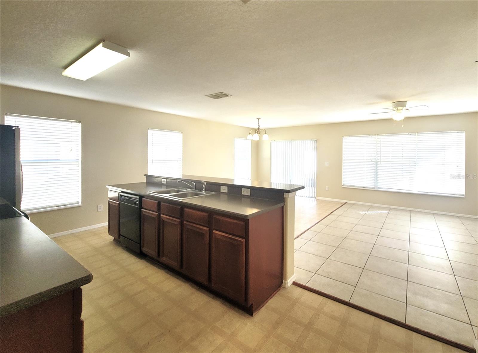 4612 CAVERNS DR, KISSIMMEE, FL, 34758