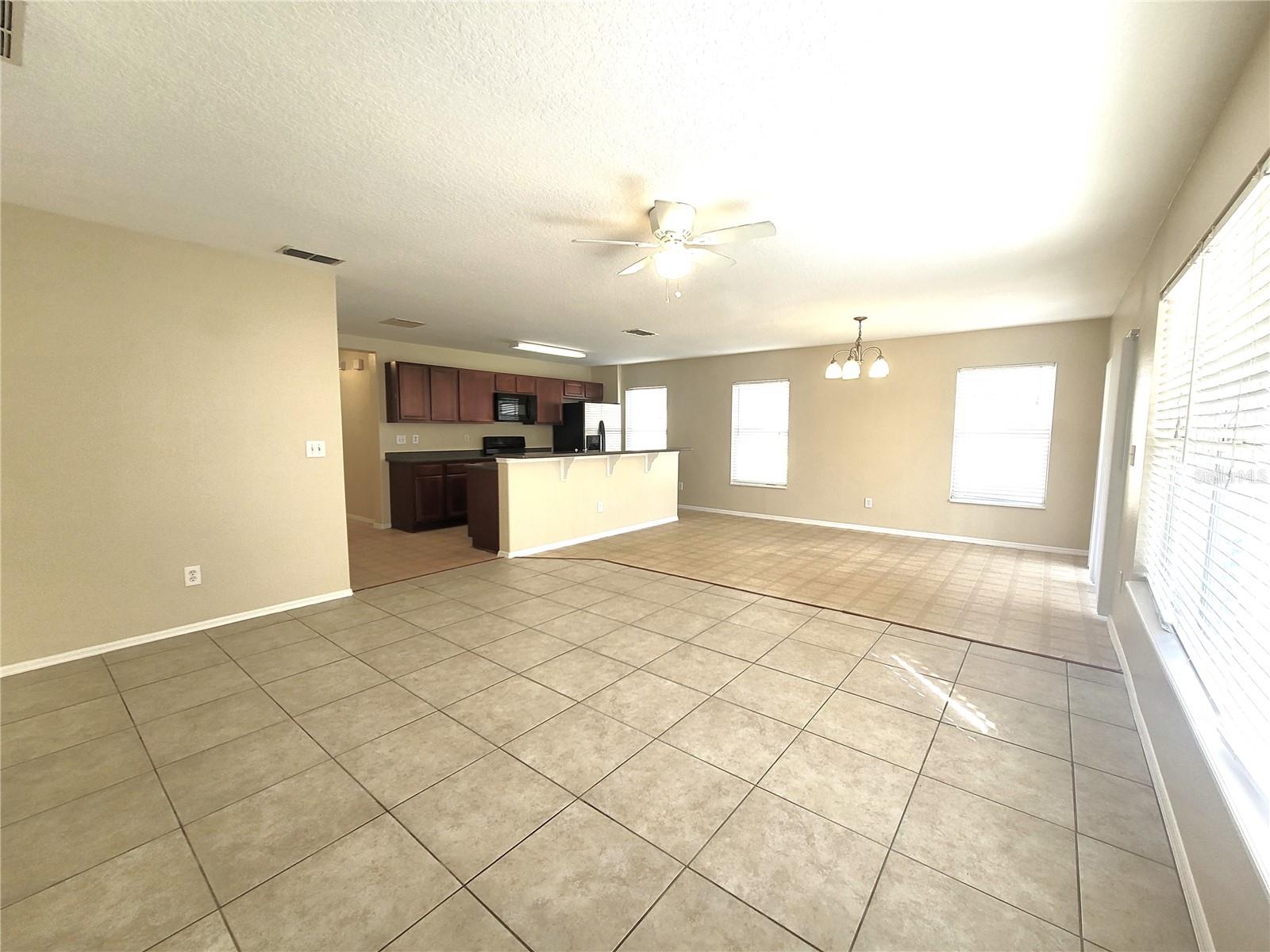 4612 CAVERNS DR, KISSIMMEE, FL, 34758