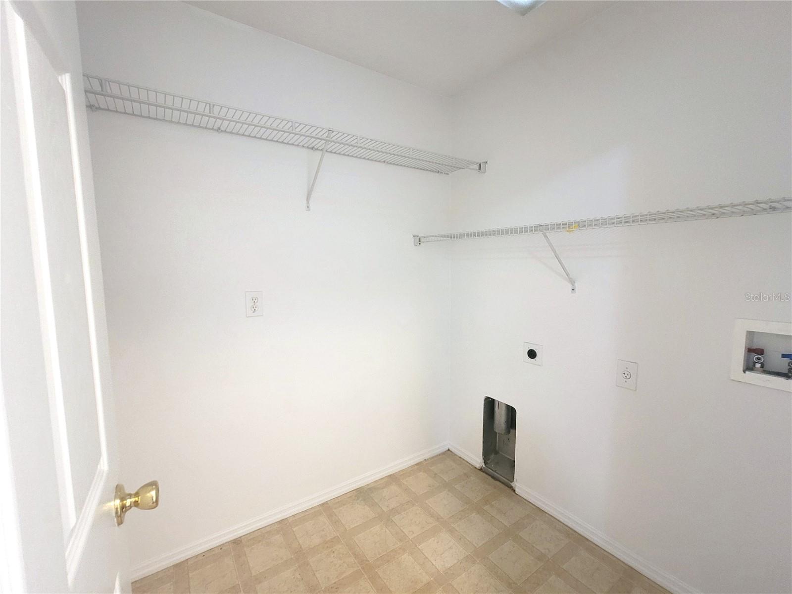 4612 CAVERNS DR, KISSIMMEE, FL, 34758