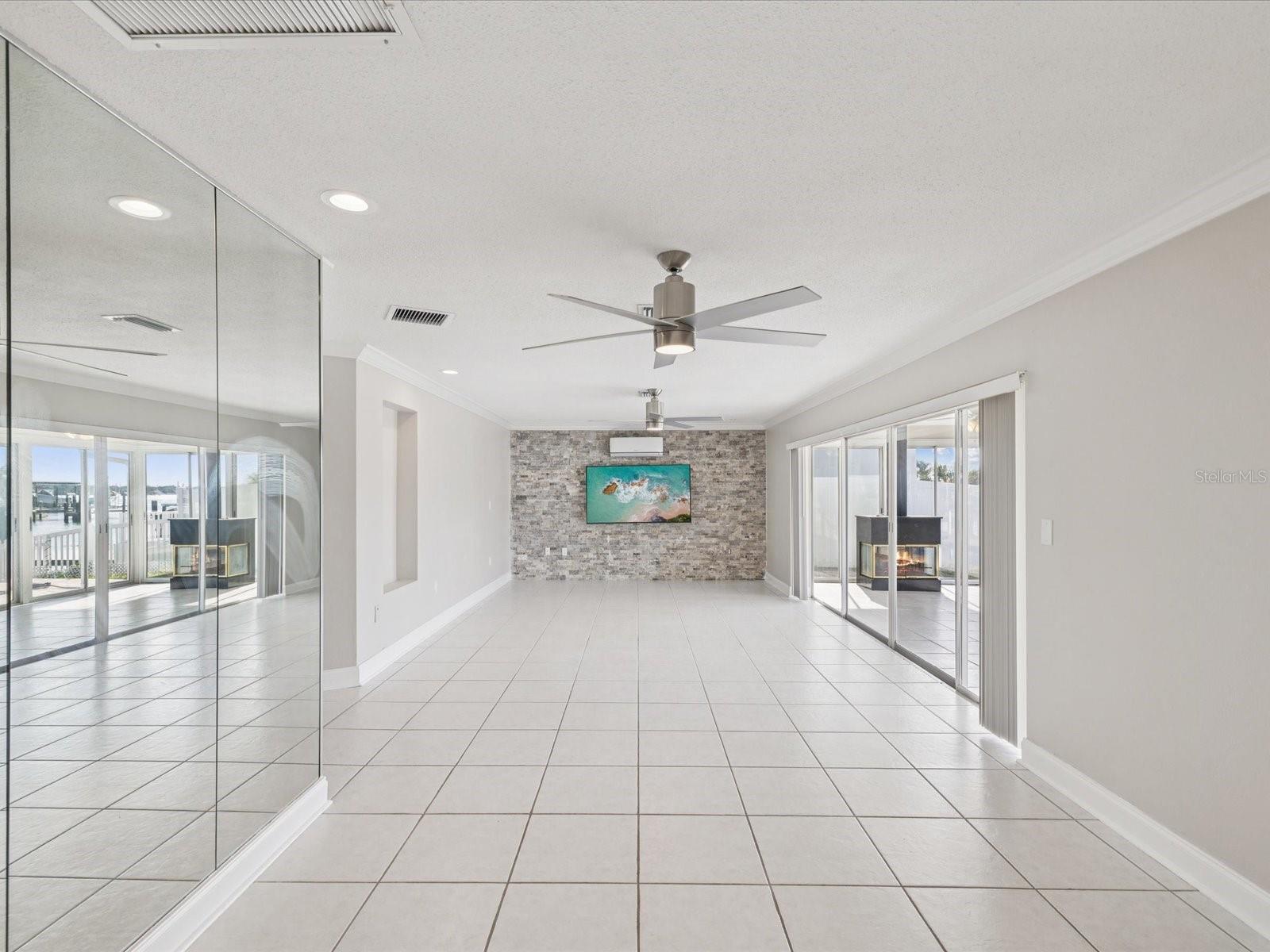 441 PALM ISLAND NE, CLEARWATER, FL, 33767