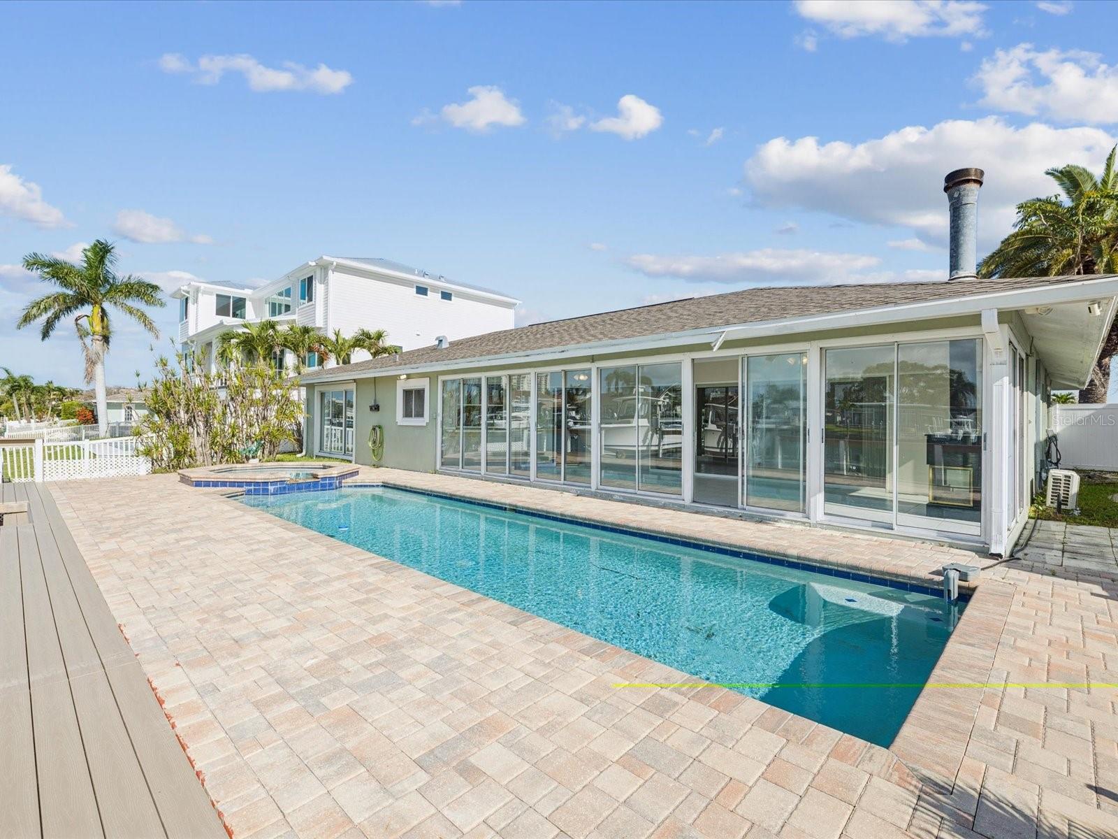 441 PALM ISLAND NE, CLEARWATER, FL, 33767