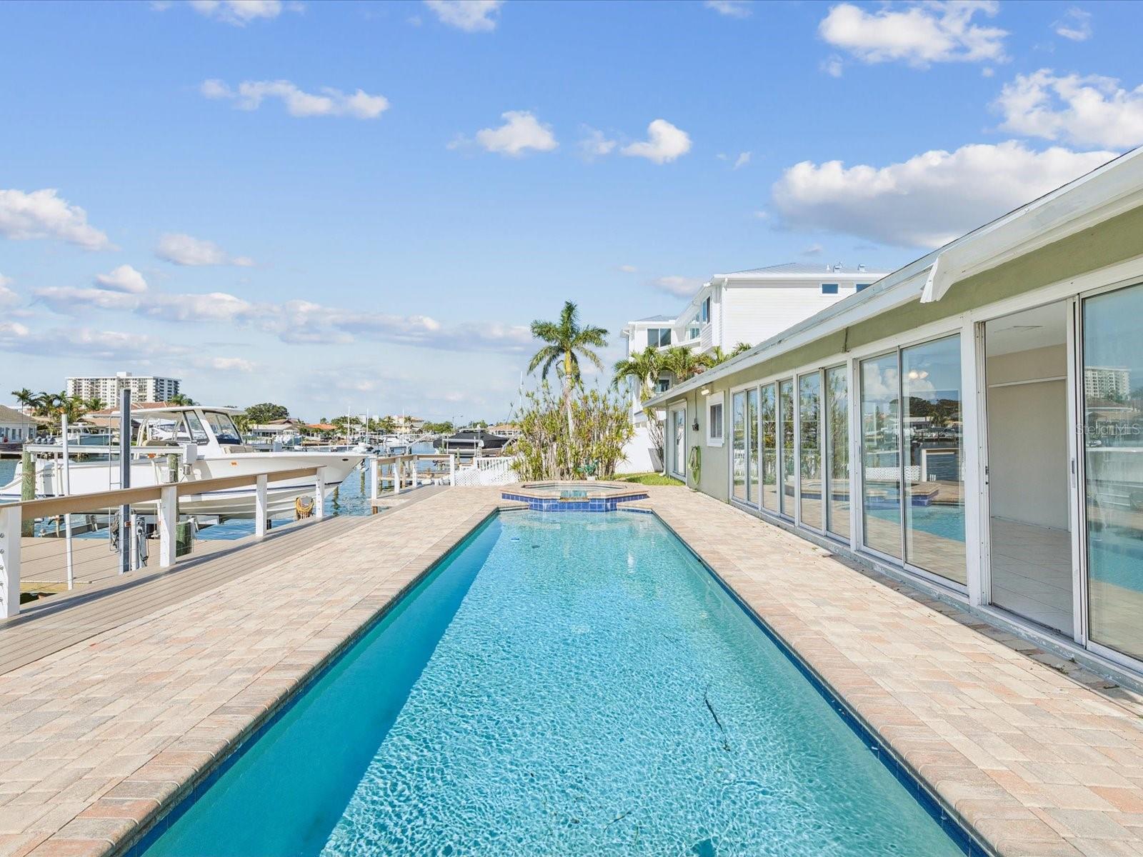 441 PALM ISLAND NE, CLEARWATER, FL, 33767