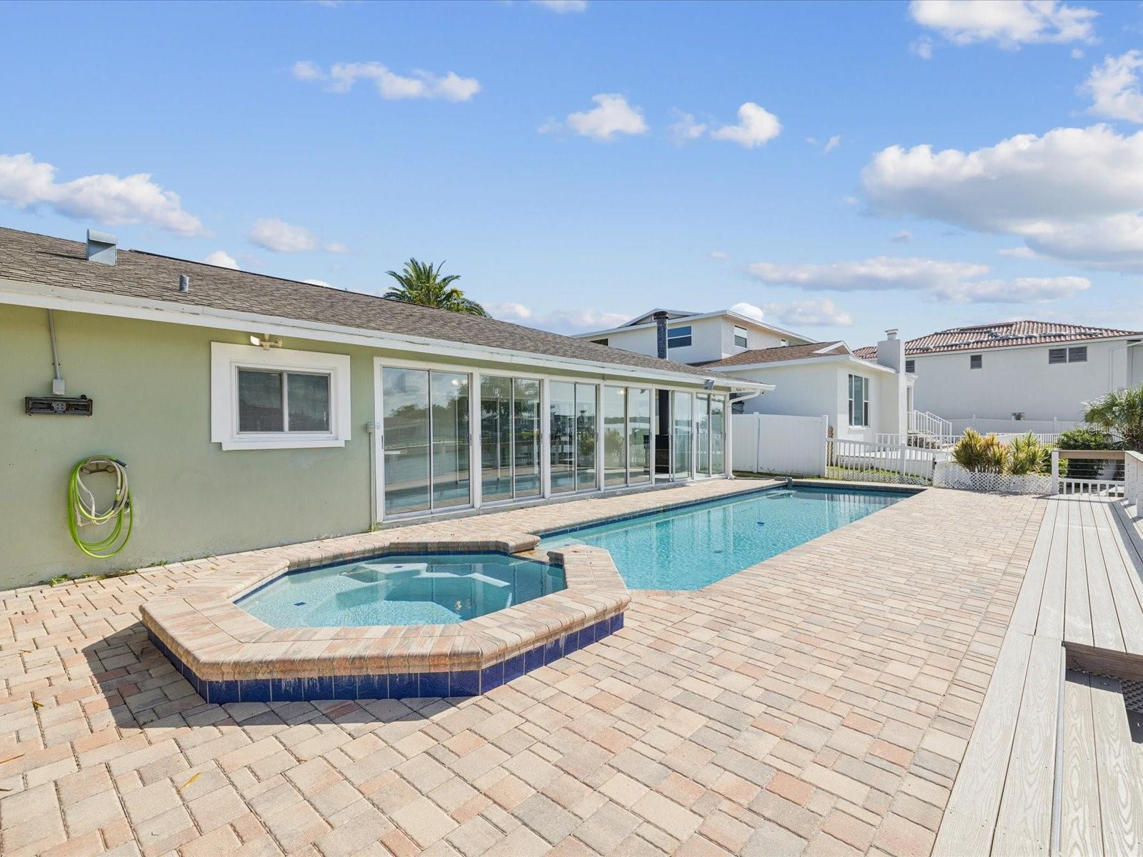 441 PALM ISLAND NE, CLEARWATER, FL, 33767