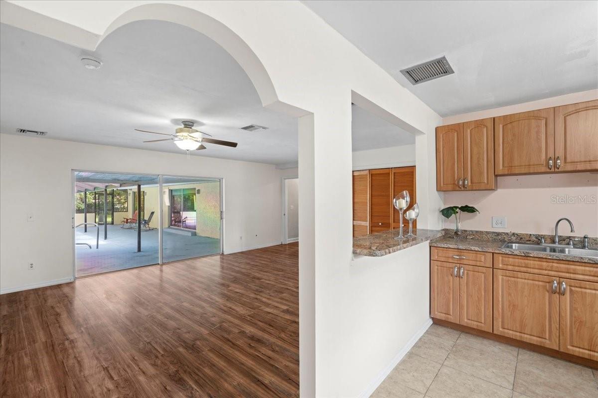 903 TOMAHAWK TRL, BRANDON, FL, 33511