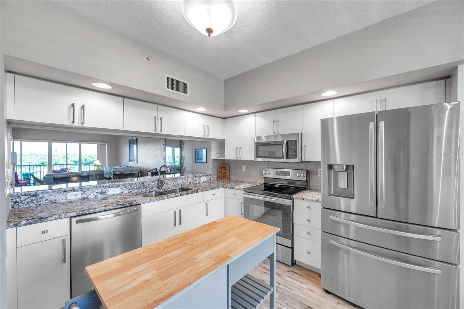 1200 COUNTRY CLUB DR #6302, LARGO, FL, 33771