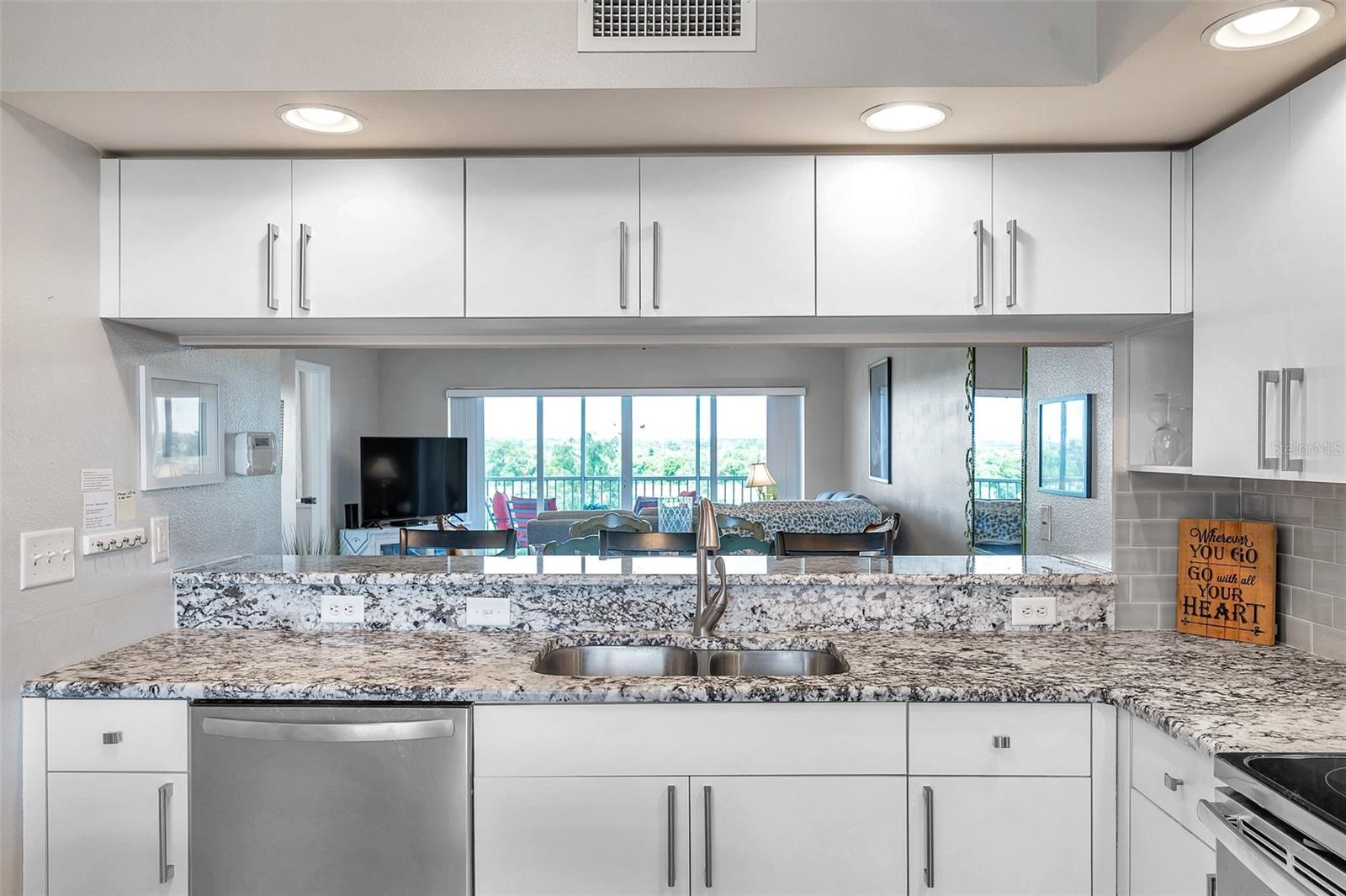 1200 COUNTRY CLUB DR #6302, LARGO, FL, 33771