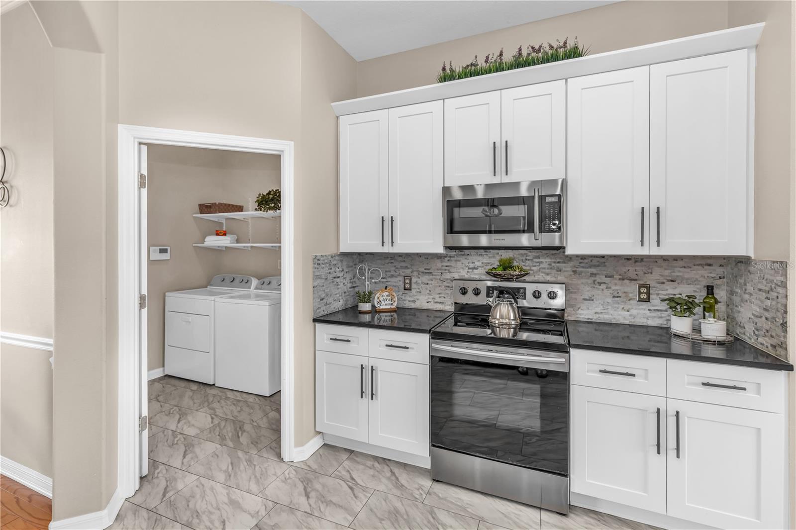 460 QUAIL HILL DR, DEBARY, FL, 32713