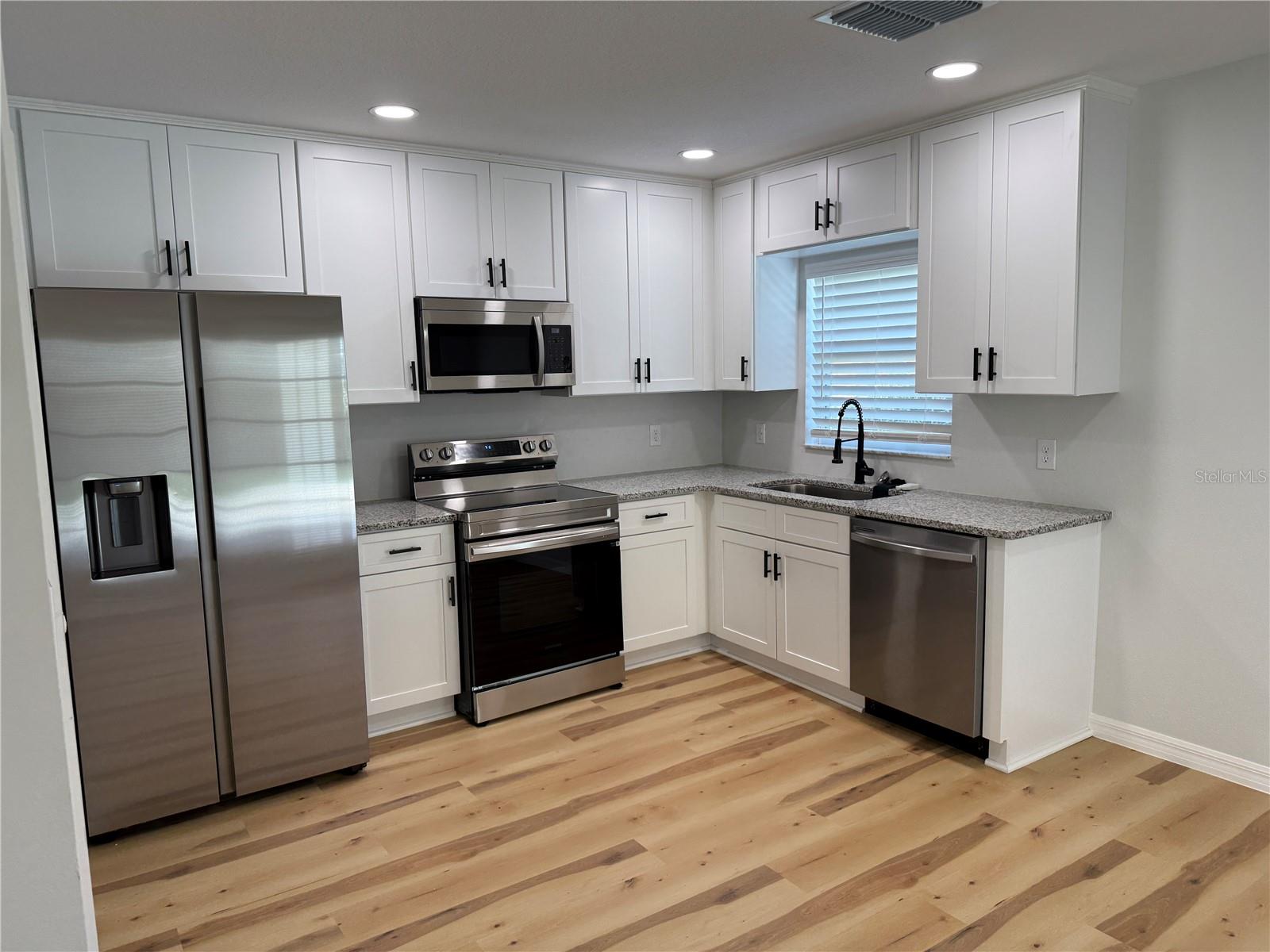 2653 GRAND ISLAND SHORES RD #1, EUSTIS, FL, 32726