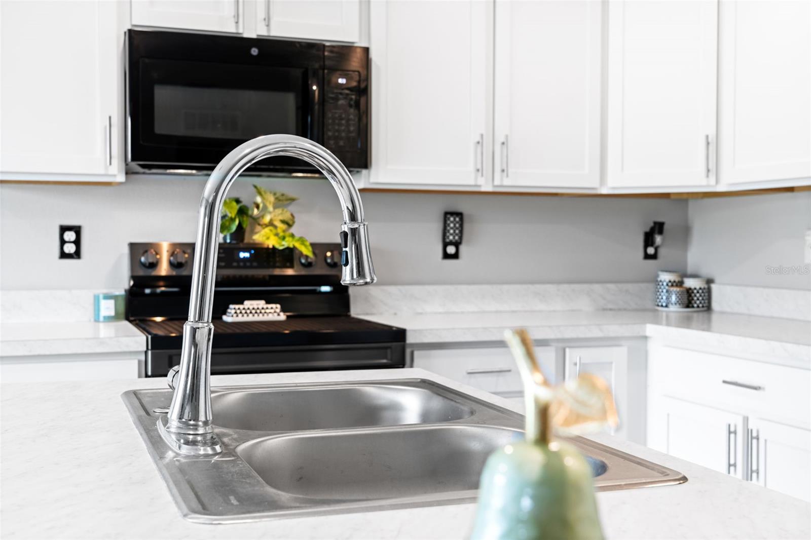 575 PAIGO ST, PALM BAY, FL, 32909