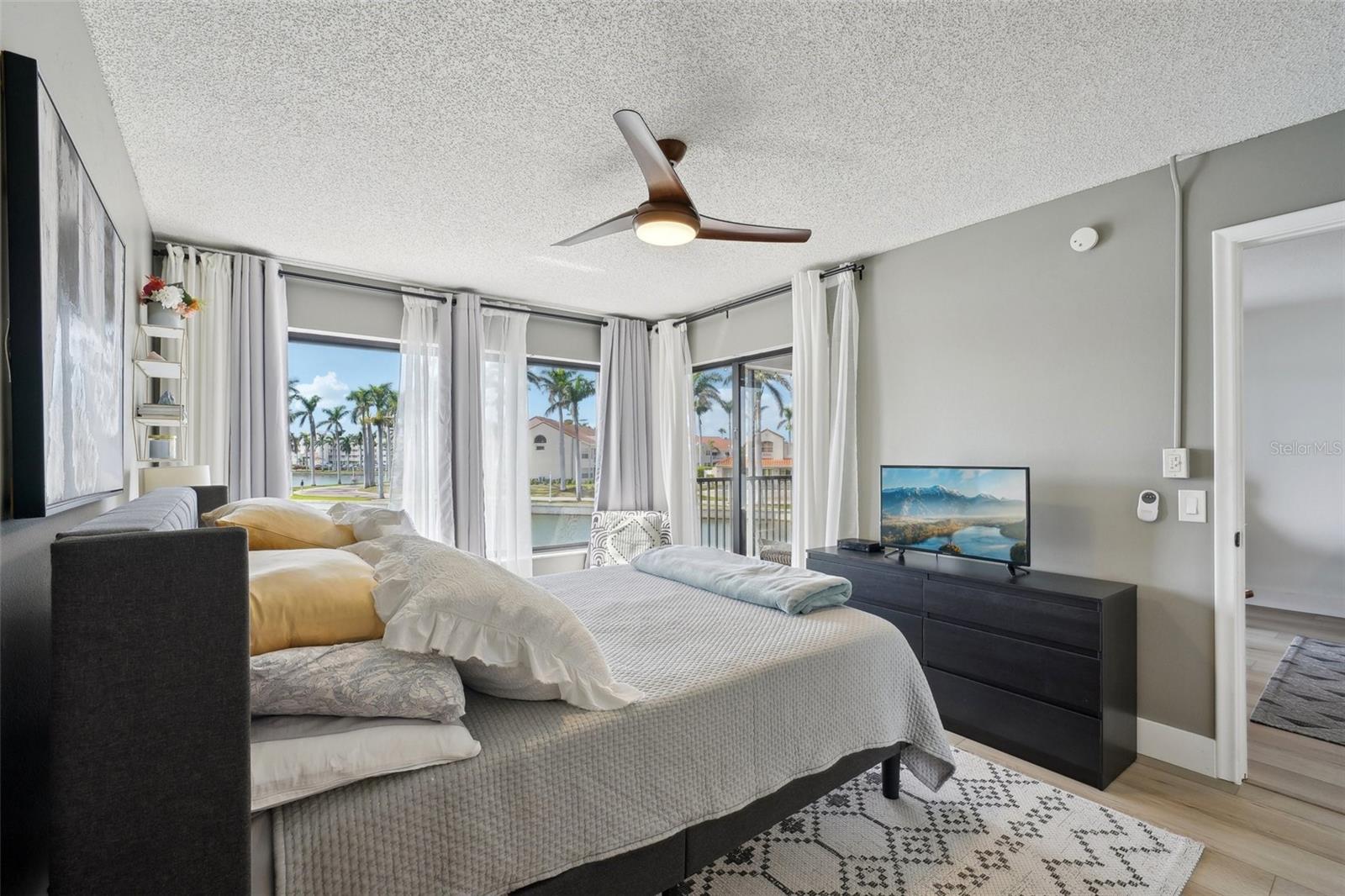 6277 BAHIA DEL MAR BLVD #210, ST PETERSBURG, FL, 33715