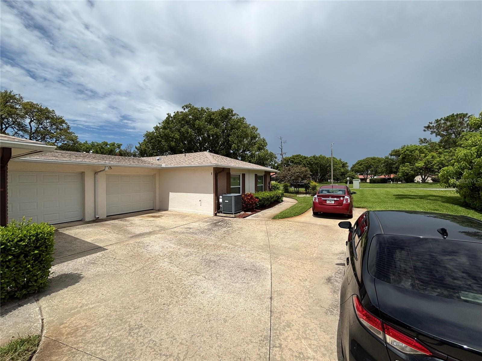 8131 BRADDOCK CIR #1, PORT RICHEY, FL, 34668